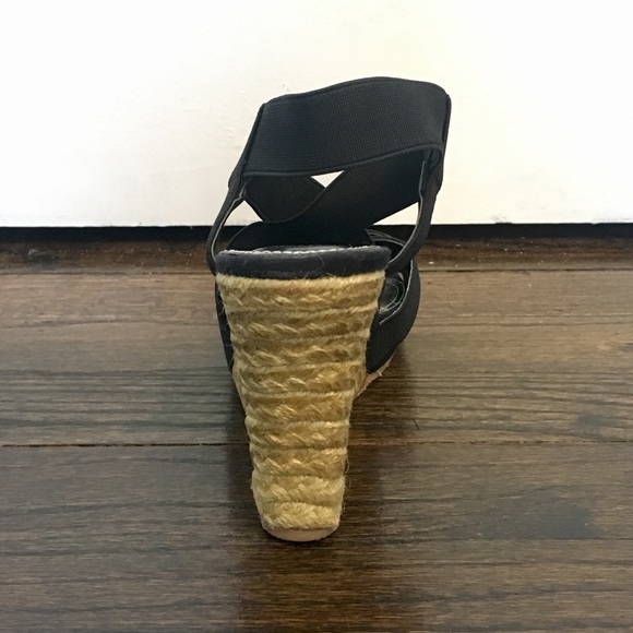 Chinese Laundry Sandal - Picture 3 of 7